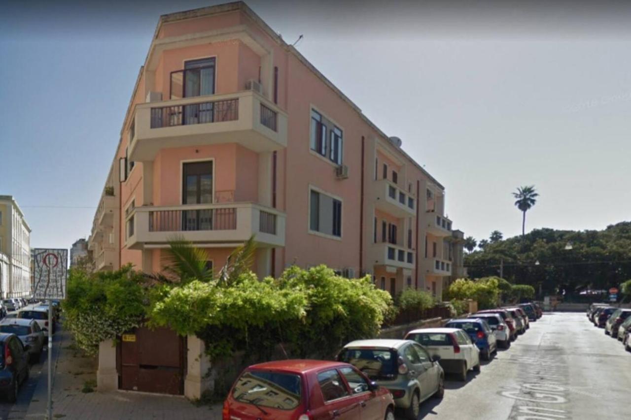 A Casa Di Clara Apartment Syracuse ภายนอก รูปภาพ